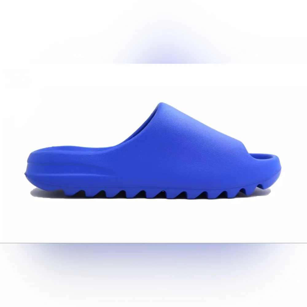 Yeezy sleek single